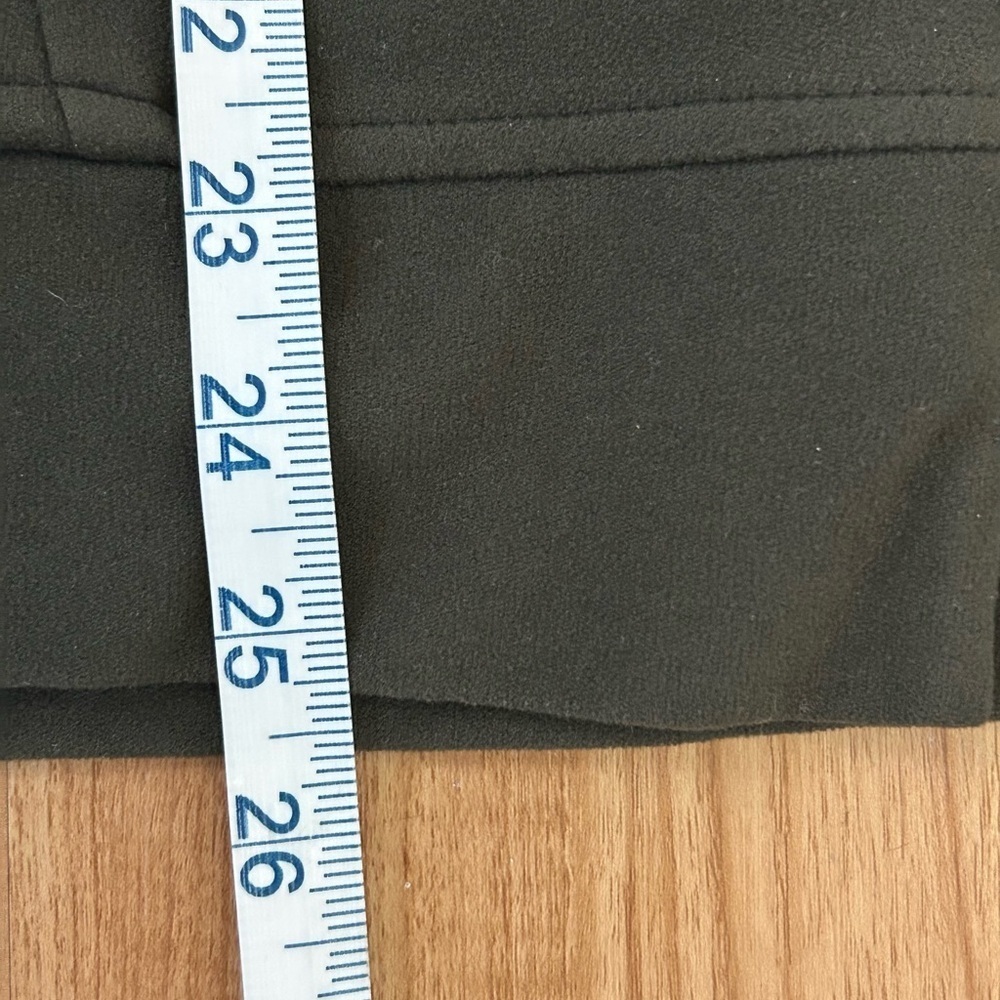 Super soft olive green fleece hoodie
EUC - Picture 6 of 6